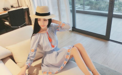 漂亮小姐姐卖货图,跟随漂亮小姐姐的带货风采